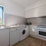 Salgados 1 Bedroom - 500m From The