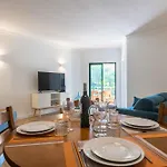 Salgados 1 Bedroom - 500m From The Apartamento