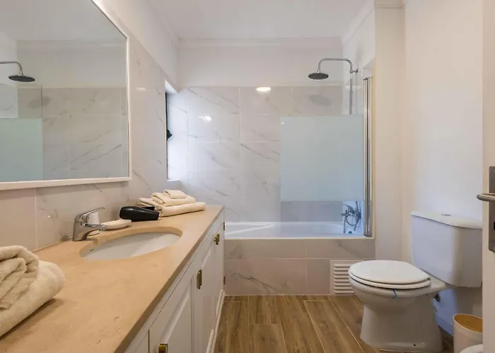 アパート Salgados 1 Bedroom - 500m From The