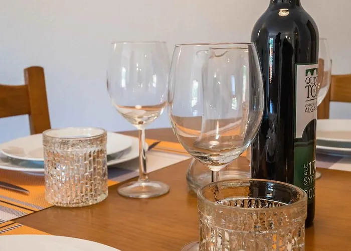 Salgados 1 Bedroom - 500m From The 아파트 *