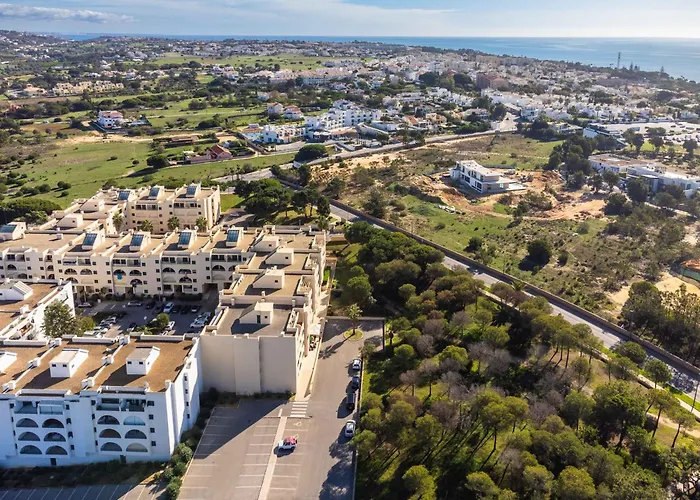 アパート Salgados 1 Bedroom - 500m From The *